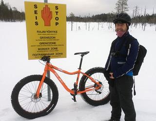 Fat biking at Finland border ()