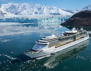 Royal Caribbean Radiance of the Seas cruise ship at the Hubbard Glacier ()