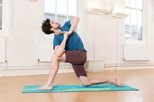 Yoga ()