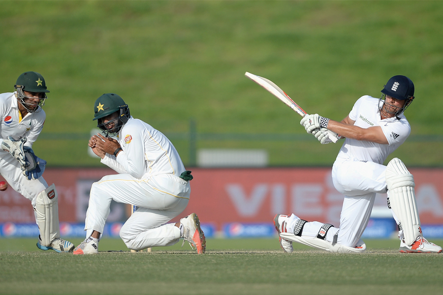 Alistair Cook ()