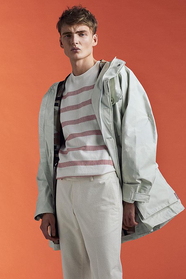 FS Magazine spring outwear fashion shoot. Lacoste sweater and Hunter Raincoat ()