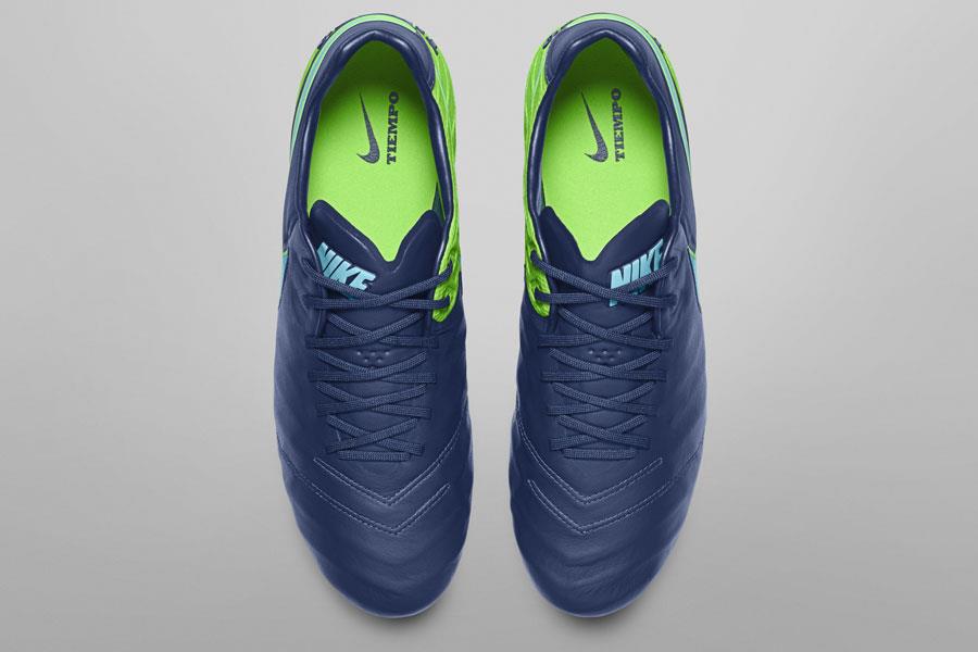 Nike Tiempo floodlight ()