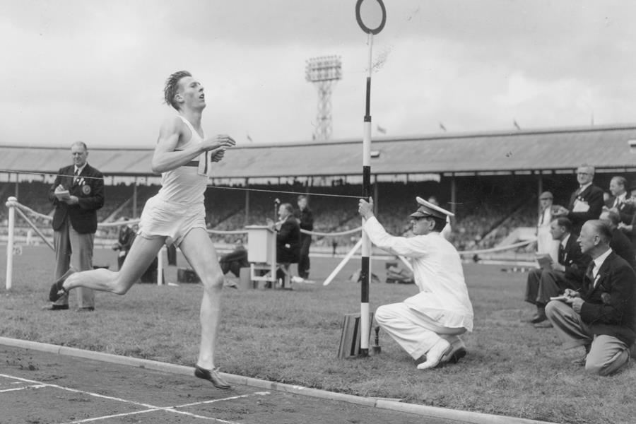 Roger Bannister running ()