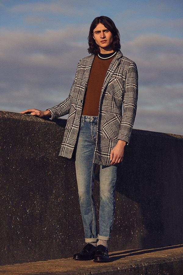 90s menswear fashion shoot in Canvey for FS magazine. ()