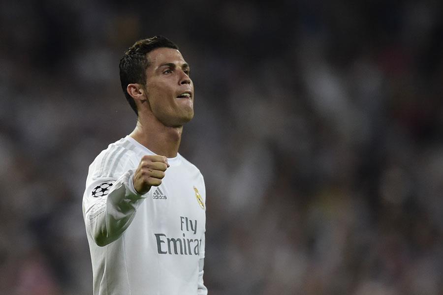 Ronaldo celebrates for Real Madrid ()